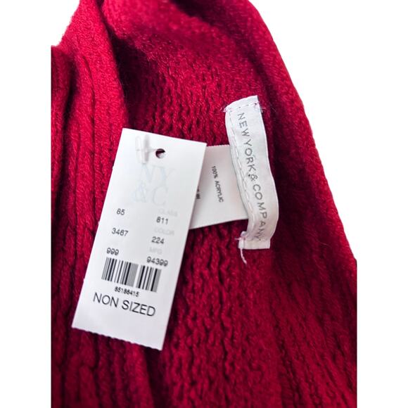 New! New York & Company Red Scarf Gloves Gift Set! - Picture 5 of 5